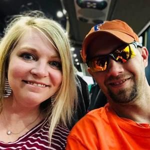 Meet your Posher, Leigh